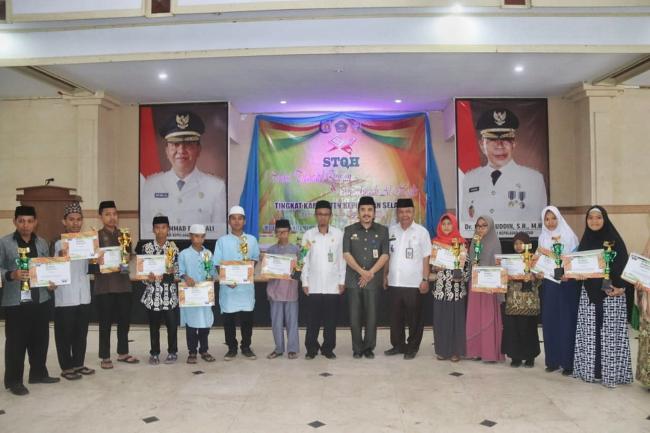 Resmi Ditutup, Kecamatan Bontoharu Juara Umum STQH Tingkat Kabupaten Kepulauan Selayar