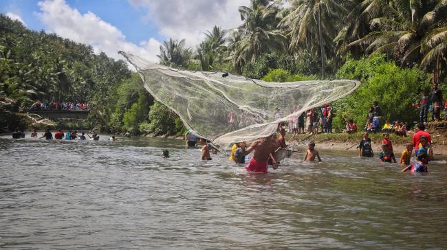 Pesta Rakyat Anjala Ombong di Bontosikuyu Kembali Digelar, Berikut Prosesinya