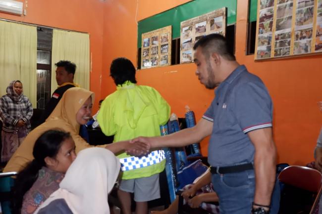 Wabup Selayar Temui Pengungsi Banjir di BPBD