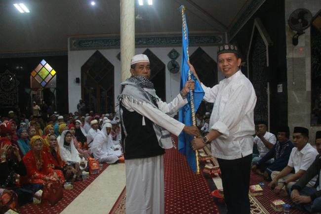 Sekda Kepulauan Selayar Menerima Secara Resmi Kedatangan Jemaah Haji di Mesjid Agung Al-Umaraini