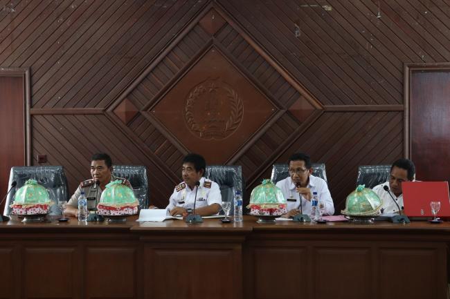 Asisten Administrasi Pimpin Rapat Finalisasi Hari Jadi ke-412 Selayar