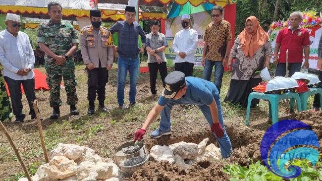Bupati Selayar Peletakan Batu Pertama Pembangunan Pondok Pesantren Nur Ali
