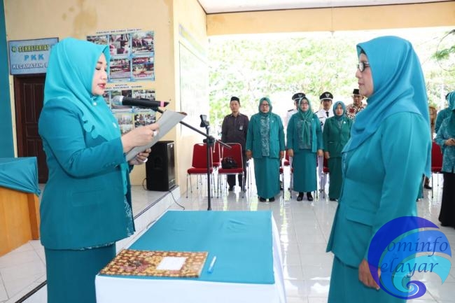 Musrifah Basli Lantik Ketua TP PKK Kecamatan Buki