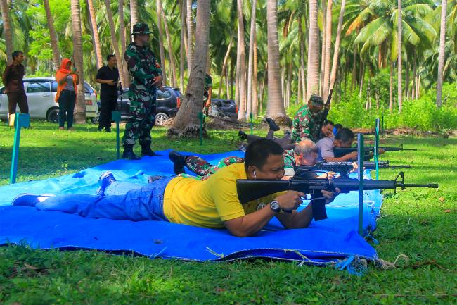 Latihan Menembak, Peluru MBA Masuk Sasaran Titik 10