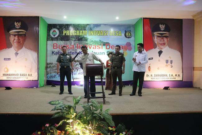 Buka Bursa Inovasi Desa, Begini Harapan dan Arahan Sekda Kepulauan Selayar