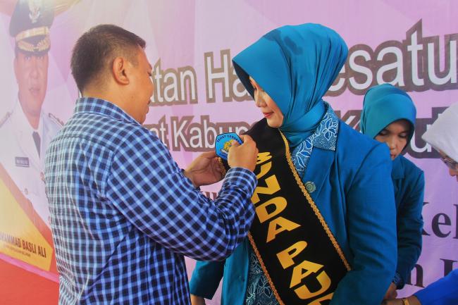 HKG PKK ke-46, Basli Ali Kukuhkan Bunda Paud Kabupaten Kepulauan Selayar 