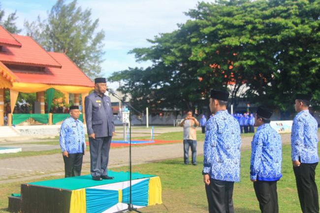 Pemkab Kepulauan Selayar Gelar Upacara Peringatan Hari Guru Nasional dan HUT PGRI