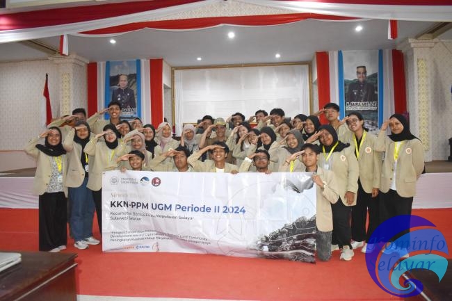 Usai Mengabdi di Kepulauan Selayar, 60 Mahasiswa UGM Kembali Kekampus