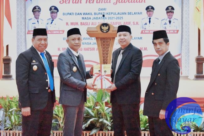 Sertijab Bupati-Wabup, Natsir Ali - Muhtar Siap dan Komitmen Bangun Selayar Maju dan Sejahtera