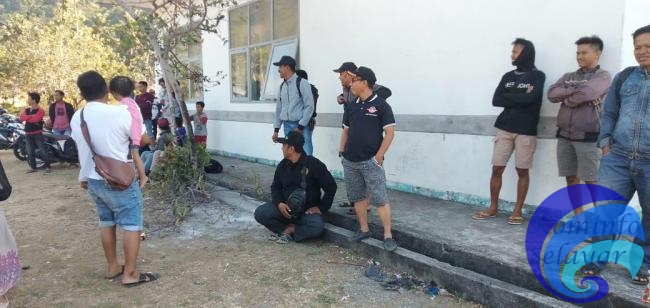 Cuaca Buruk, Keberangkatan Ratusan Penumpang KMP Balibo Tertunda di Pelabuhan Pattumbukan