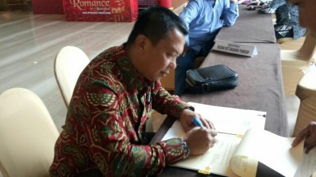 Bupati Kepulauan Selayar Tandatangani BAST dan Naskah Hibah BMN