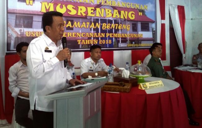 Asisten Administrasi Setda Kep. Selayar Buka Musrenbang Kec. Benteng