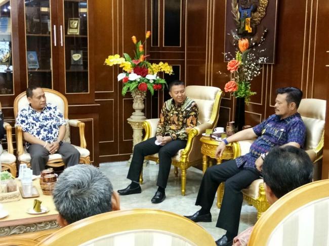 Bupati Kepulauan Selayar Audensi Dengan Gubernur Sulsel, Terkait Festival Taka Bonerate dan KEK