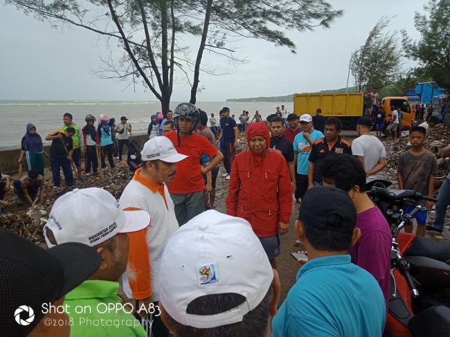 Pasca Banjir, Bupati Selayar dibantu Tim Gabungan Gelar Kerja Bakti