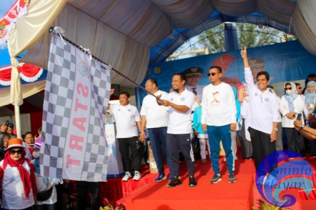 Gubernur Sulsel Lepas dan Pimpin Gerakan Anti Mager di Selayar