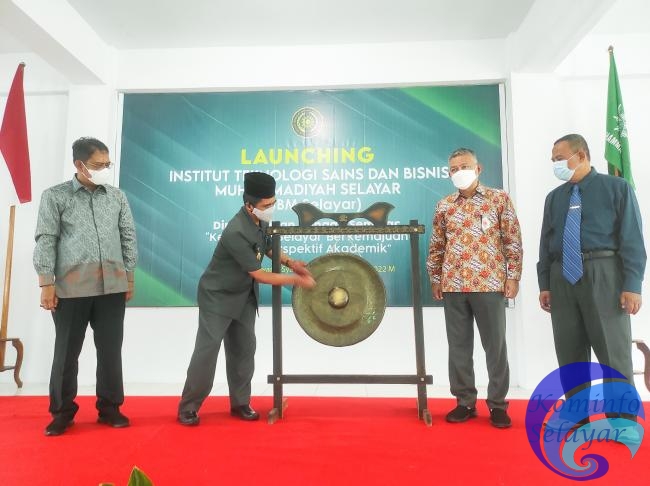 Wabup Kepulauan Selayar Launching Penerimaan Maba dan Kampus ITSBM
