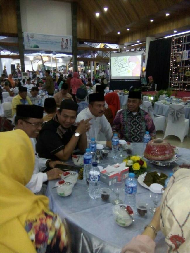Wakil Bupati Kep. Selayar Buka Puasa Bersama Dengan Wakil Presiden RI