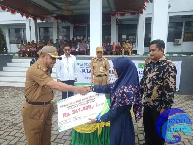 Wabup Selayar Pimpin Upacara Bendera Dirangkaikan Pencanangan Bulan Kepatuhan Ketenagakerjaan 2019