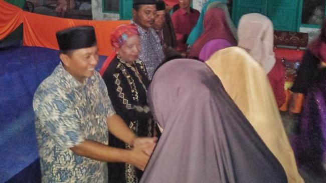 Salami Warganya, Camat Pasilambena Road Show Dari Desa ke Desa