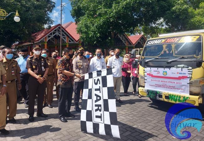 Launching Bantuan Beras PPKM, Bupati Basli ; Jangan percaya hoax terkait vaksin, Aman!