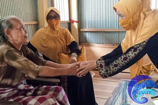 Keluarga Besar IKAPTK Berbagi, Sasar Warga Kurang Mampu