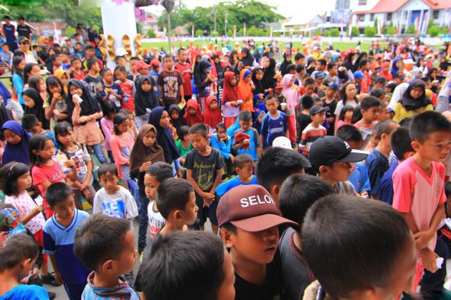 Sebut Nama Bupati dan Wabup Kepulauan Selayar Dengan Benar, Anak Ini Dapat Doorprize 