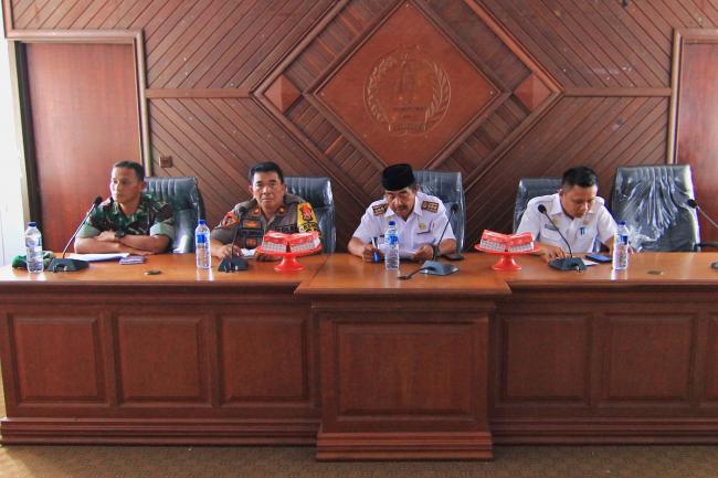 Asisten Administrasi Setda Pimpin Rapat Final Check Event One Day Trail Adventure 2018