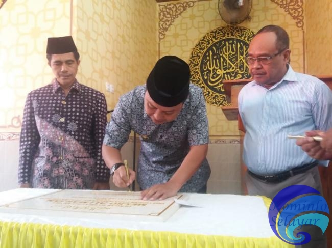 Bupati Kepulauan Selayar Resmikan Pemanfaatan Mesjid Ali Marjan