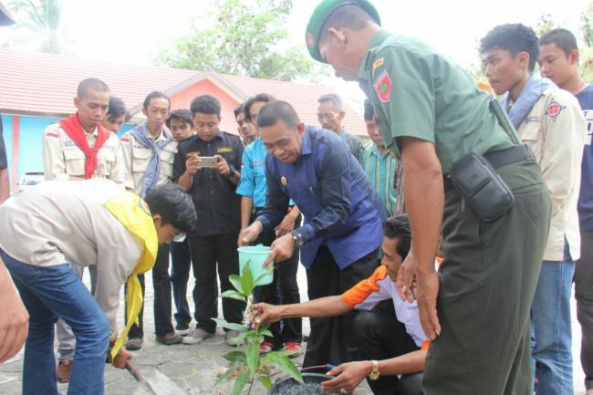 Wakil Bupati Kepulauan Hadiri Baksos Rafflesia Social Responsibility 2017 di Desa Tanete